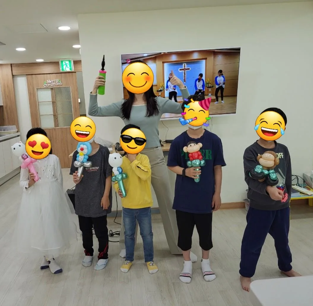 어린이날 선물 – 풍선 아트 사진 1